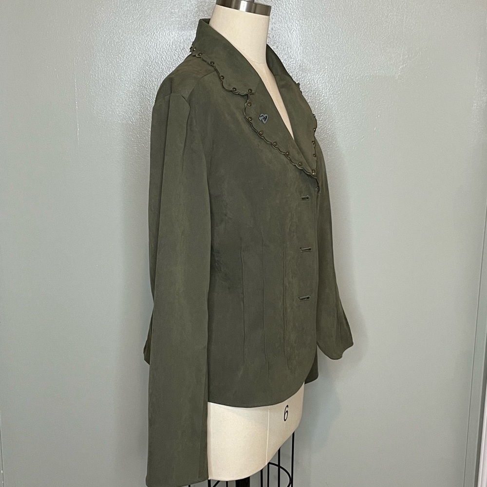 Requirements Jacket Size Large. - image 6